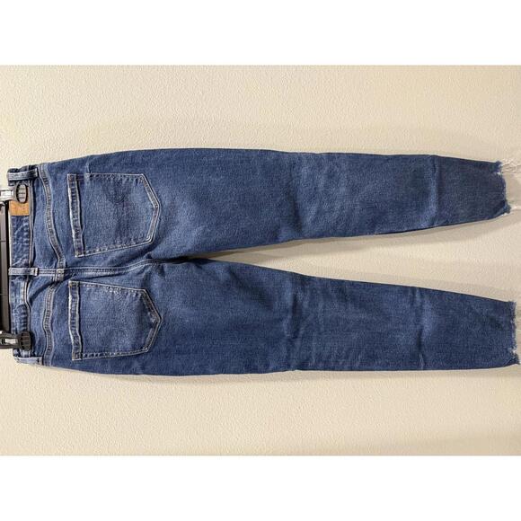 American Eagle Dark Wash Mom Jean, Women's Size 2 - Picture 6 of 9